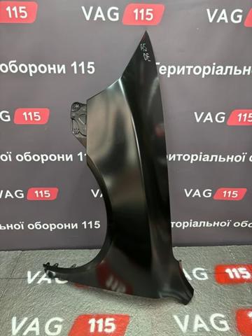 Ліве переднє крило 1Z0821105A VAG