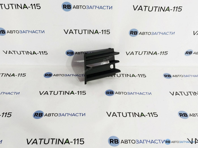 Решітка переднього бампера, ліва 1Z0853665B41 VAG