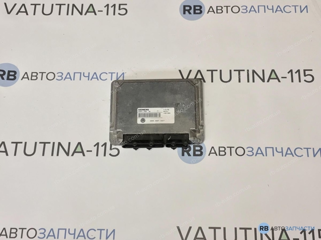 Модуль управління двигуном 3B0907557 VAG