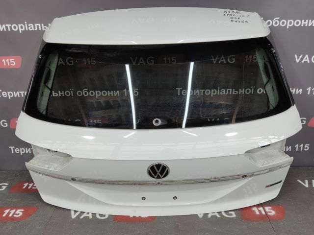 Треті двері 3CM827025A VAG