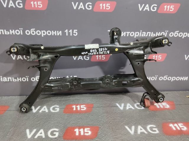 Балка задньої підвіски поперечна 3QF505235K VAG