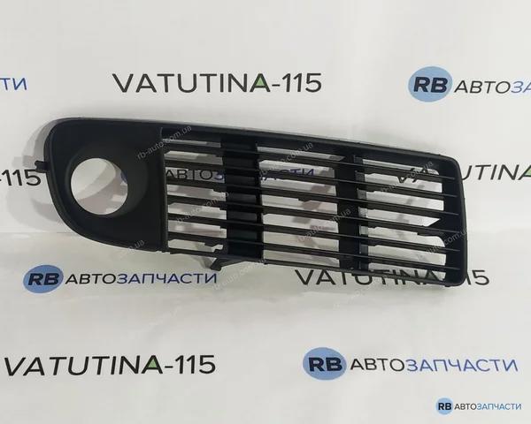 Решітка переднього бампера, права 4B0807682M01C VAG