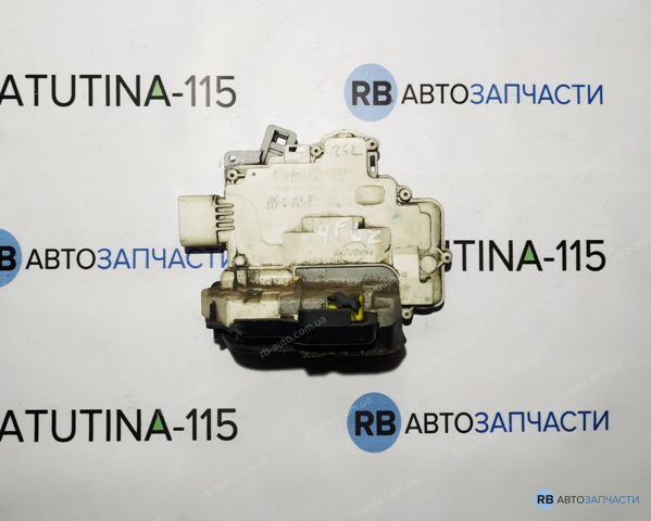Замок задньої двері, лівої 4F0839015A VAG