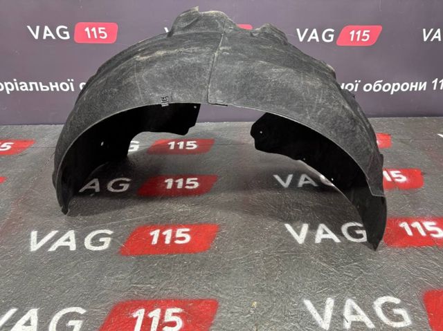 Підкрилки передні праві 4G0821134D VAG