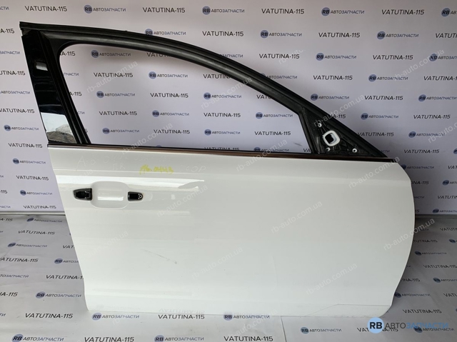 Дверка передня права 4G0831052 VAG