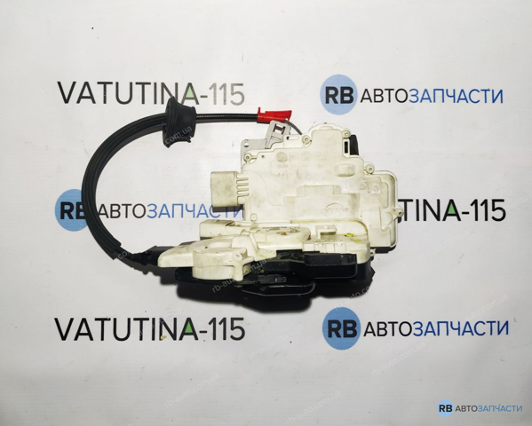Замок задньої двері, лівої 4H0839015D VAG