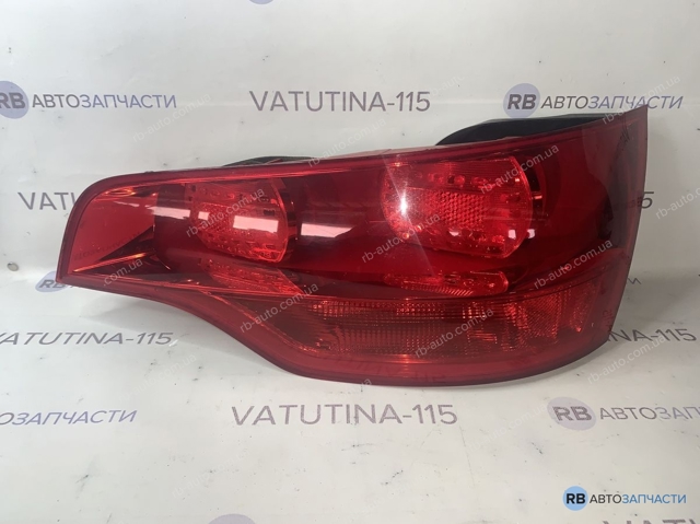 Задні ліхтарі 4L0945094A VAG
