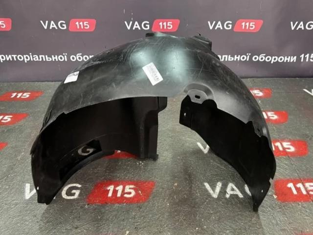 Підкрилок передній лівий 561805911D9B9 VAG