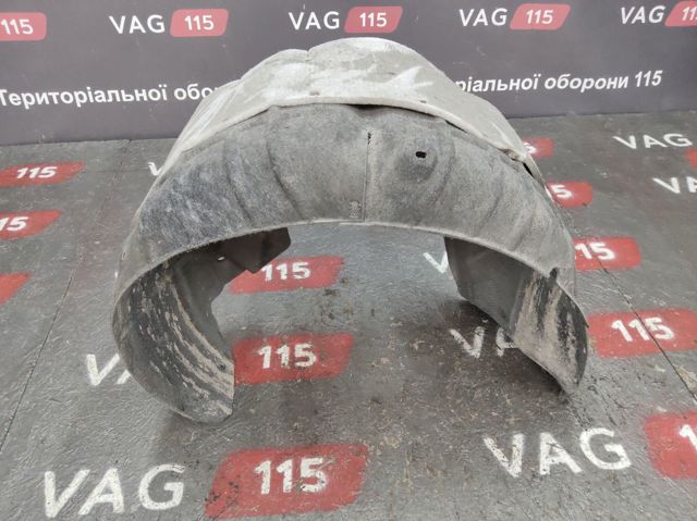 Підкрилок заднього крила, лівий 561810971C VAG