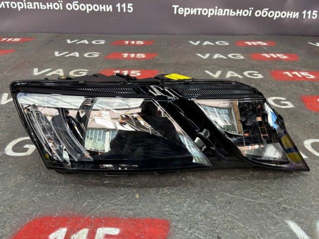 Права блок фара 5E1941016C VAG