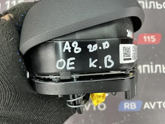 Подушка AIRBAG передня ліва 5E3880201AAIZY VAG