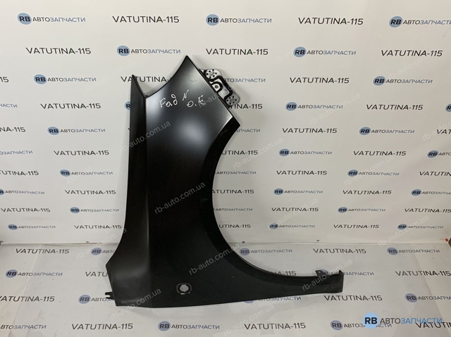 Переднє праве крило 5J0821022A VAG