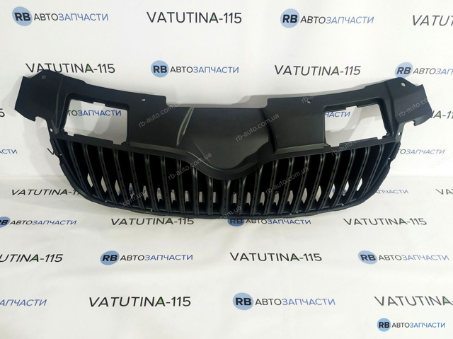 Решітка радіатора Skoda Fabia 2
