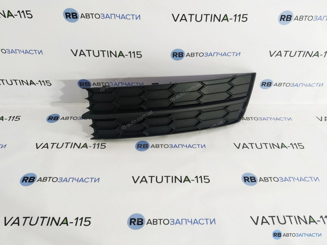 Заглушка ПТФ бампера переднього ліва 5JA8073679B9 VAG