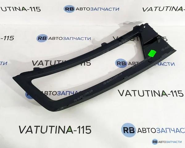 Решітка переднього бампера, ліва 5JA8076819B9 VAG