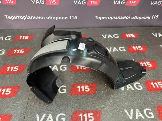 Підкрилки передні праві 5JA809958B VAG