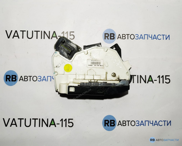 Замок задньої дверї, правої 5K4839016G VAG