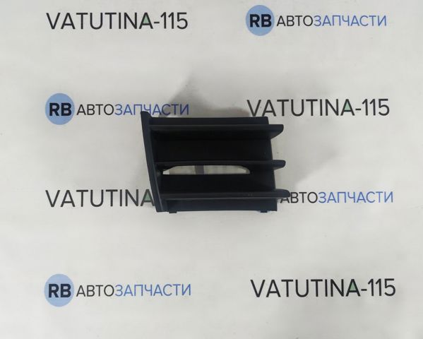 Решітка переднього бампера, права 6502077521994Q 4MAX