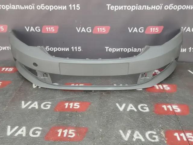 Буфер (бампер) передній 6V0807221 VAG
