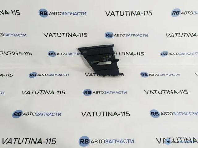 Заглушка, решітка протитуманних фар бампера переднього, ліва 6V08536659B9 VAG