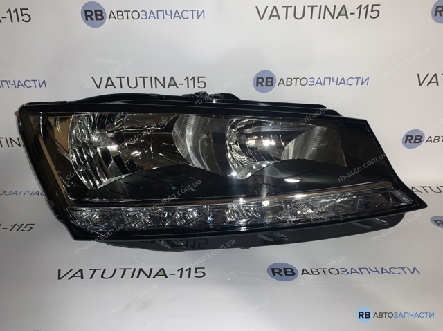 Фара передня права 6V1941016D VAG