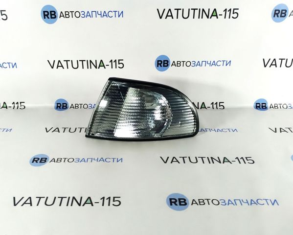 Передній ліхтар покажчика повороту 711315106918 MAGNETI MARELLI