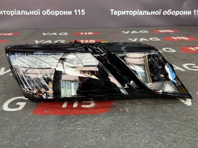 Права блок фара 711451000250 MAGNETI MARELLI