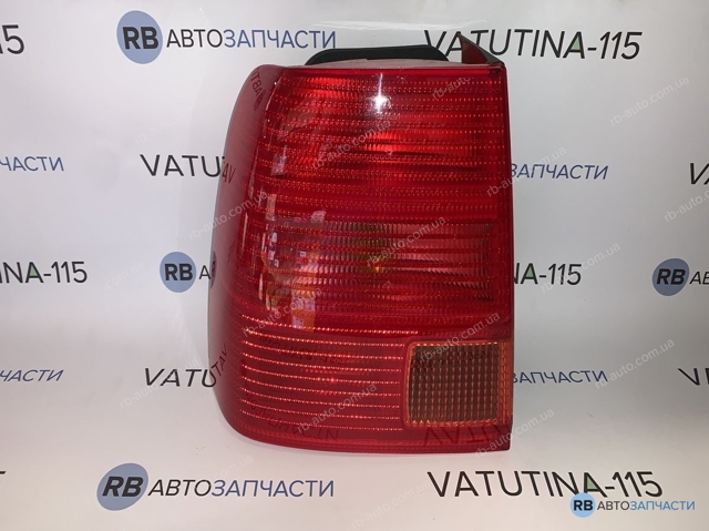 Задня ліва фара 714029061707 MAGNETI MARELLI