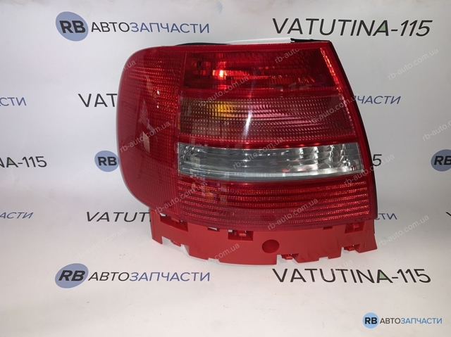 Ліхтар задній лівий Audi A4 B5
