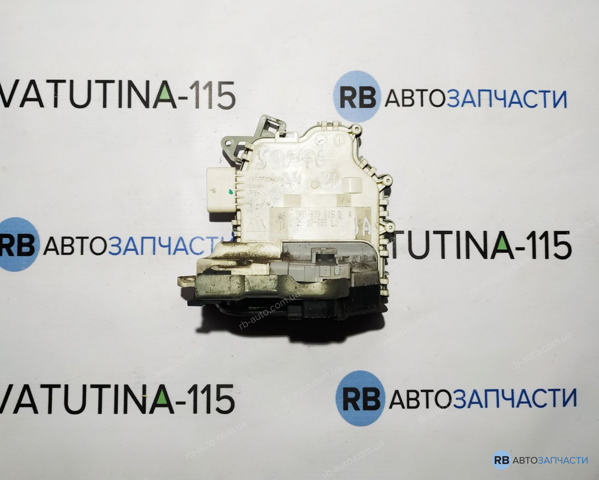 Замок задніх дверей, лівих 8K0839015D VAG
