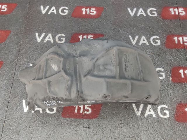 Підкрилок задній правий 8V5810172C VAG