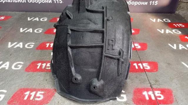 Підкрилок передній правий 8W6821172C VAG
