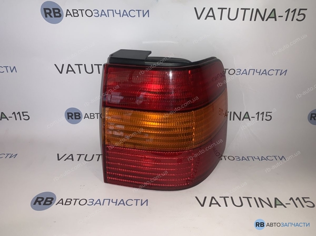Ліхтар задній правий, зовнішній 9EL141890031 HELLA