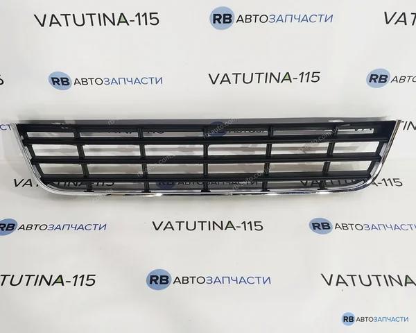 Решітка переднього бампера, центральна KH9517996 ELIT