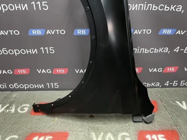Бічна частина передня ліва PVG10107AL SIGNEDA