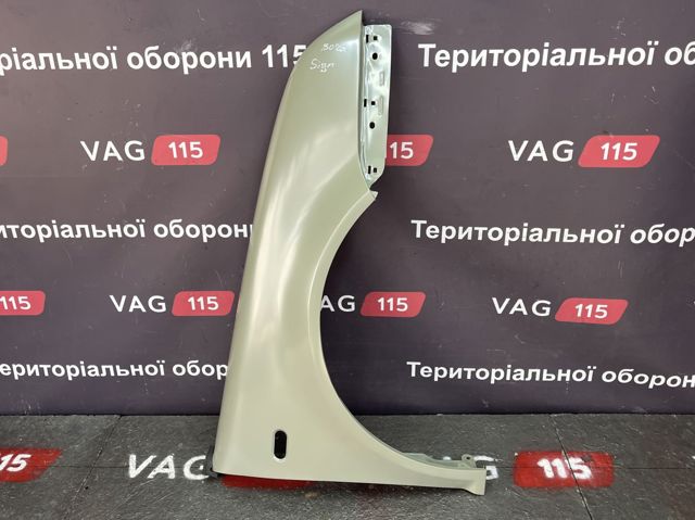 Переднє праве крило PVW10026KAR SIGNEDA
