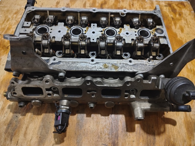 Головка циліндрів 03C103264X VAG