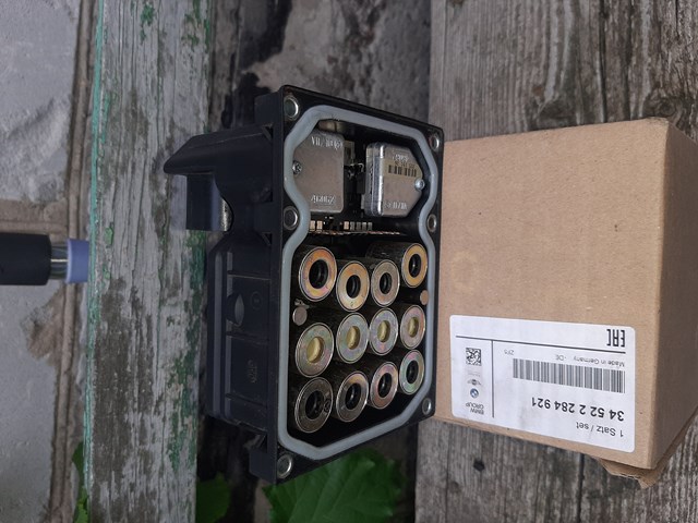 Блок АБС гідравлічний 34522284921 BMW