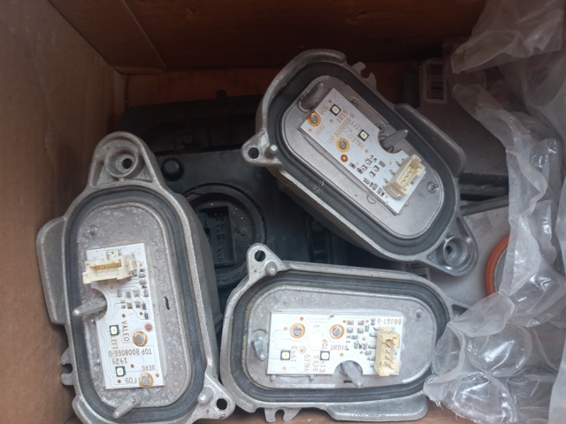 Блок упавленія автосвітла 8R0941475B VALEO