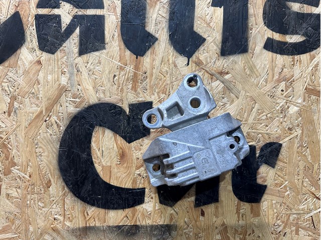 Опора кпп 68363756AA CHRYSLER
