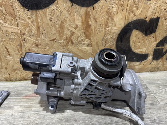 Коробка роздавальна 68440306AB CHRYSLER