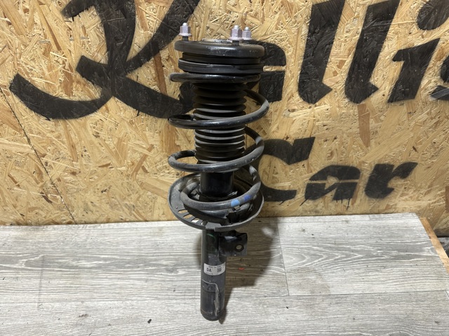 Стійка передня права BDTS3470XN MAZDA