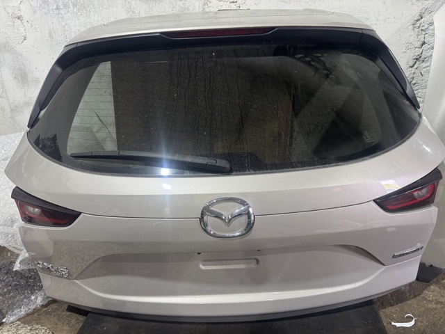 П'яті двері KBY06202XD MAZDA