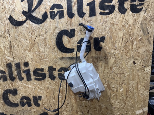 Бачок для омивайки KD3567481 MAZDA