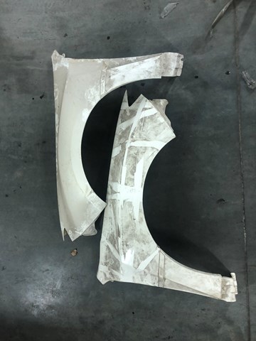 Переднє праве крило 57120FG0209P SUBARU