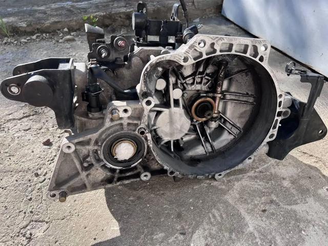 Коробка механіка в зборі 4300039964 HYUNDAI
