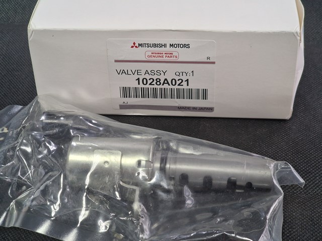 Клапан електромагнітний положення (фаз) распредвала, лівий 1028A021 MITSUBISHI