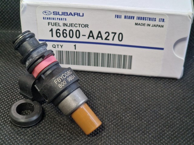 Форсунка дизельна в зборі, розпилювач + тримач 16600AA270 SUBARU