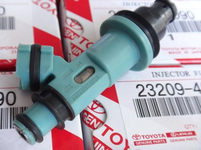 Форсунка паливна 2325046090 TOYOTA