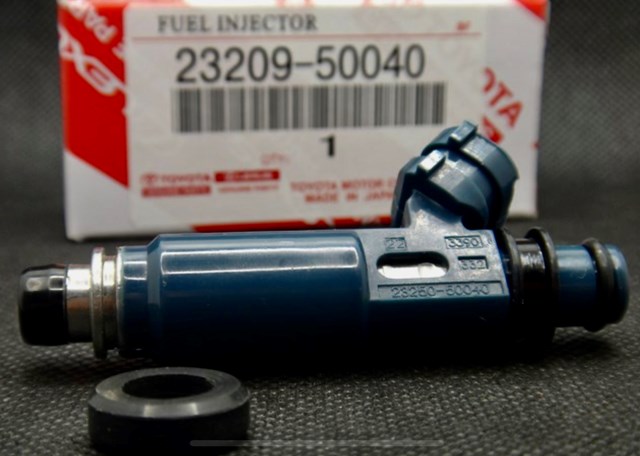 Форсунка паливна 2325050040 TOYOTA